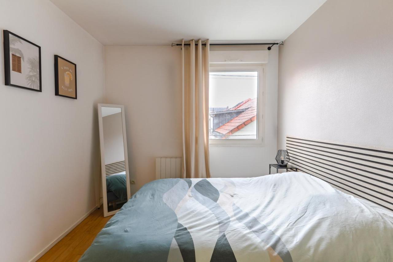 Ferienwohnung Cocon Urbain A 2 Pas De La Gare Nantes Exterior foto